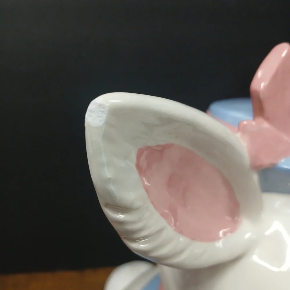 Vintage Ceramic Bunny Rabbit Holding Cookie - Cookie Jar